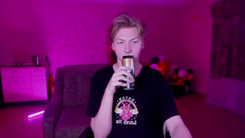 Snapshot of themikesever chatting on January 2025 06:21:01 PM Sever online show from January 2025 06:21:01 PM