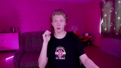 Snapshot of themikesever chatting on January 2025 06:19:02 AM Sever online show from January 2025 06:19:02 AM