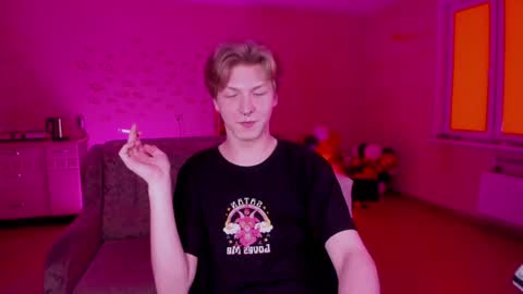 Snapshot of themikesever chatting on January 2025 04:16:02 AM Sever online show from January 2025 04:16:02 AM