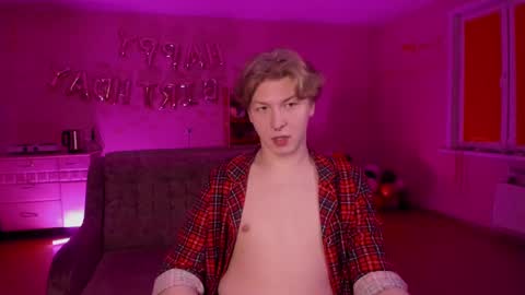 Snapshot of themikesever chatting on February 2025 10:09:02 PM Sever online show from February 2025 10:09:02 PM