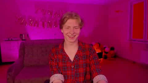 Snapshot of themikesever chatting on March 2025 11:46:01 PM Sever online show from March 2025 11:46:01 PM