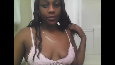 Snapshot of thenaturalgoddess chatting on January 2025 11:12:02 AM TheNaturalGoddess online show from January 2025 11:12:02 AM