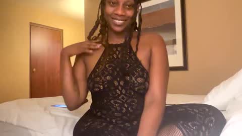 Snapshot of thenaturalgoddess chatting on March 2025 05:23:02 AM TheNaturalGoddess online show from March 2025 05:23:02 AM