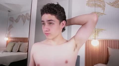  THEO- MATEO  online show from January 2025 04:21:01 PM