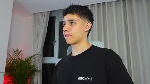  THEO- MATEO  online show from February 2025 11:35:01 PM