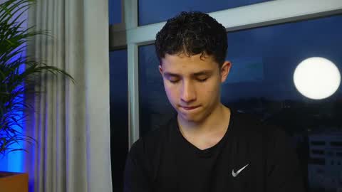  THEO- MATEO  online show from March 2025 11:18:02 PM