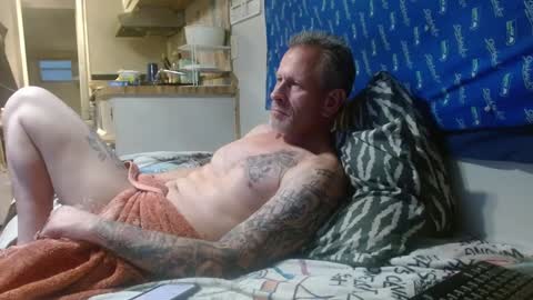 theoneyouwanttwofuck online show from February 2025 01:32:01 AM