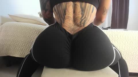 Pamela  online show from September 2025 05:47:02 PM