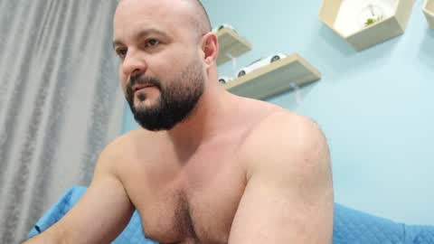 Snapshot of thephenomone chatting on January 2025 03:46:01 PM Chris online show from January 2025 03:46:01 PM