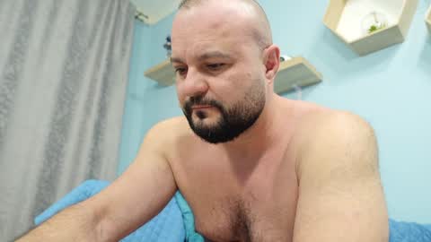 Snapshot of thephenomone chatting on January 2025 03:58:02 AM Chris online show from January 2025 03:58:02 AM