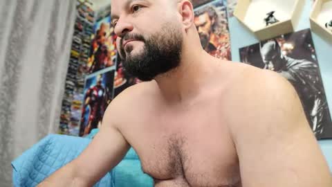 Snapshot of thephenomone chatting on September 2025 04:01:02 AM Chris online show from September 2025 04:01:02 AM