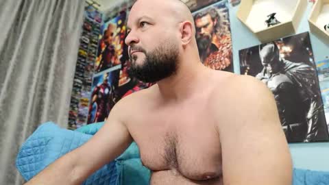 Snapshot of thephenomone chatting on October 2025 05:16:02 AM Chris online show from October 2025 05:16:02 AM