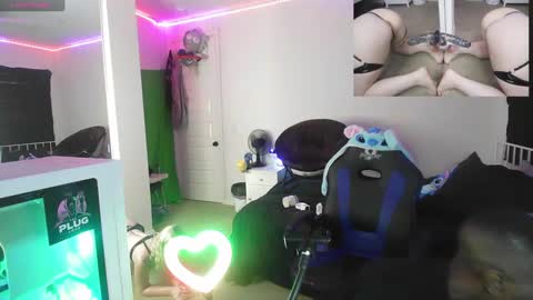 The Plug Love  Friends online show from September 2025 10:32:02 PM