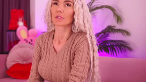 Deea  online show from December 2024 02:31:02 PM