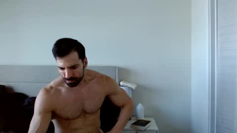 Yoshi online show from November 2025 06:14:01 PM