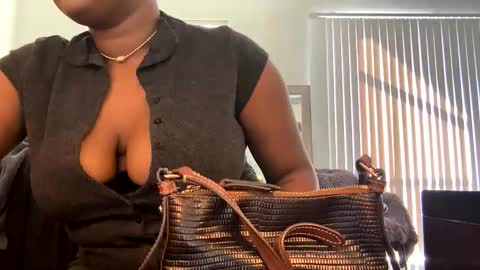 thereallucky7 online show from February 2026 09:40:02 PM