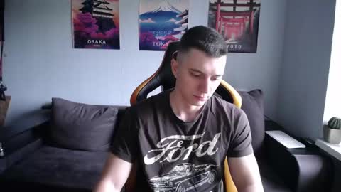 Snapshot of theroadtomars chatting on May 2026 04:14:01 PM Nick online show from May 2026 04:14:01 PM