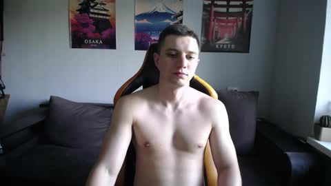 Snapshot of theroadtomars chatting on May 2026 01:50:02 PM Nick online show from May 2026 01:50:02 PM