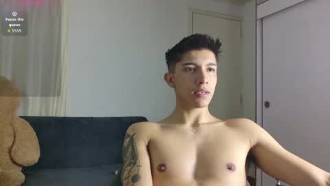 Snapshot of thesaint_xxx chatting on July 2026 04:41:02 AM thesaint_xxx online show from July 2026 04:41:02 AM
