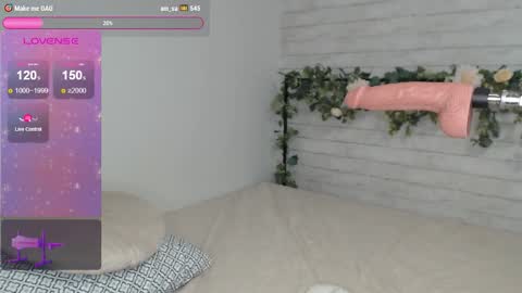 Snapshot of thescarlettshay chatting on November 2025 05:22:01 PM TheScarlettShay online show from November 2025 05:22:01 PM