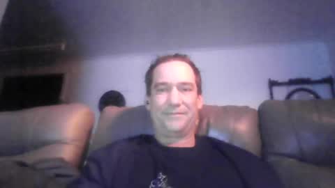 Snapshot of thestardad394997 chatting on June 2026 04:22:01 PM thestardad394997 online show from June 2026 04:22:01 PM