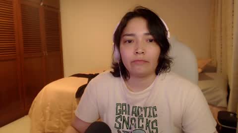 Snapshot of thetalkingbutt chatting on May 2026 05:14:01 AM Mai online show from May 2026 05:14:01 AM