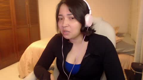 Snapshot of thetalkingbutt chatting on May 2026 03:34:01 AM Mai online show from May 2026 03:34:01 AM