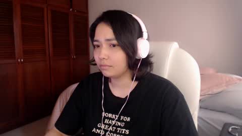 Snapshot of thetalkingbutt chatting on May 2026 01:08:01 PM Mai online show from May 2026 01:08:01 PM