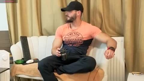 TheTop online show from November 2025 05:58:02 PM