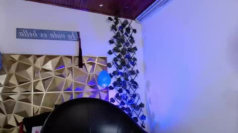 theuntamedroom online show from October 2025 01:35:02 PM