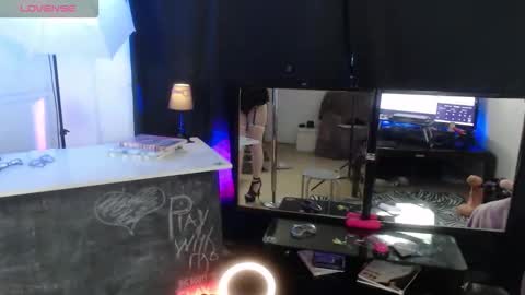 Snapshot of thewildechase chatting on September 2025 01:40:02 AM Chase online show from September 2025 01:40:02 AM