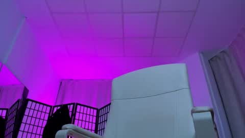 Liz online show from February 2026 05:44:02 PM