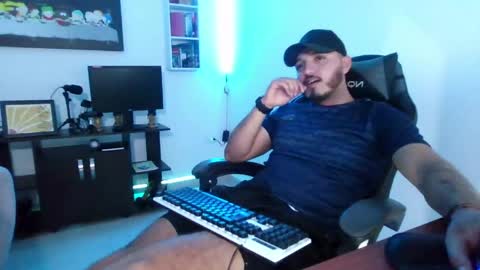 thiago_420 online show from May 2026 01:23:02 AM