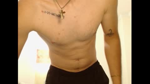 thiago_deseo69 online show from February 2026 02:32:02 PM