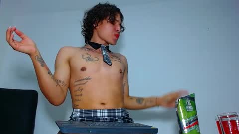 Thiago online show from January 2025 11:07:02 PM