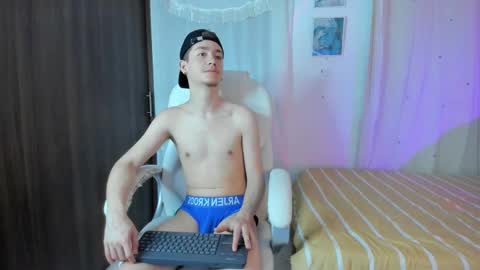 Manuel online show from November 2025 03:06:02 AM