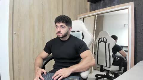 THIAGO online show from July 2026 03:33:01 AM