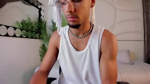 ThiagoFerreti online show from October 2025 03:39:02 AM