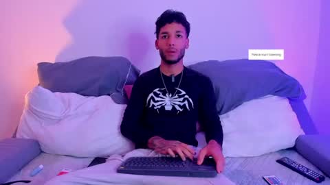 Snapshot of thiagoferreti_ chatting on June 2026 03:18:02 AM ThiagoFerreti online show from June 2026 03:18:02 AM