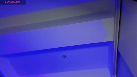 THIAGO MENESES online show from January 2026 02:57:02 AM