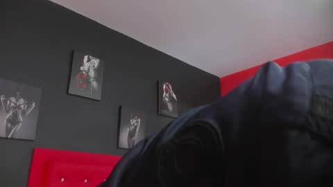 Thia Gomez online show from September 2025 12:20:01 PM