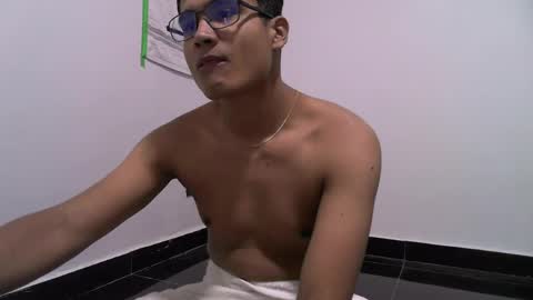 thiagovega_ online show from May 2026 06:11:01 AM