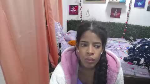 Snapshot of thiana_horny chatting on June 2026 01:01:01 PM thiana_horny online show from June 2026 01:01:01 PM
