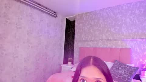 Snapshot of thiara_gh chatting on May 2026 01:55:02 AM thiara_gh online show from May 2026 01:55:02 AM