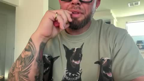 thiccbull12 online show from September 2025 02:16:01 PM