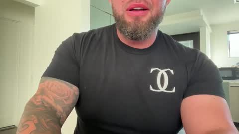 thiccbull12 online show from November 2025 11:15:01 PM