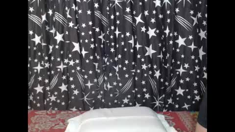 gil online show from February 2025 11:52:01 AM