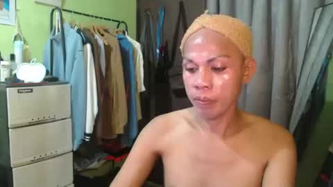 gil online show from October 2025 02:12:02 AM