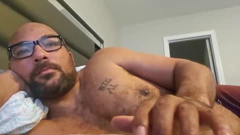 Snapshot of thick_cock_al chatting on January 2025 06:39:01 PM thick_cock_al online show from January 2025 06:39:01 PM