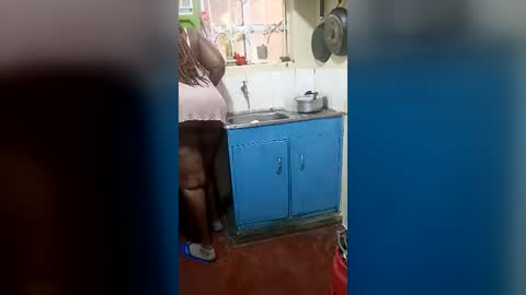 thickbotty_ebony online show from July 2026 12:25:02 PM